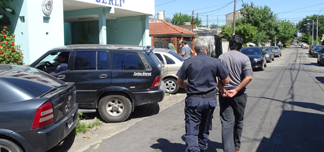 Once detenidos en múltiples allanamientos en Avellaneda ... - InfoRegión