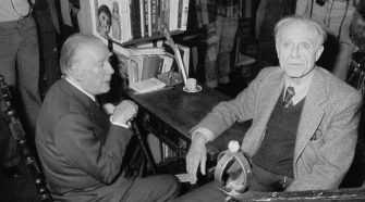 Murió María Kodama