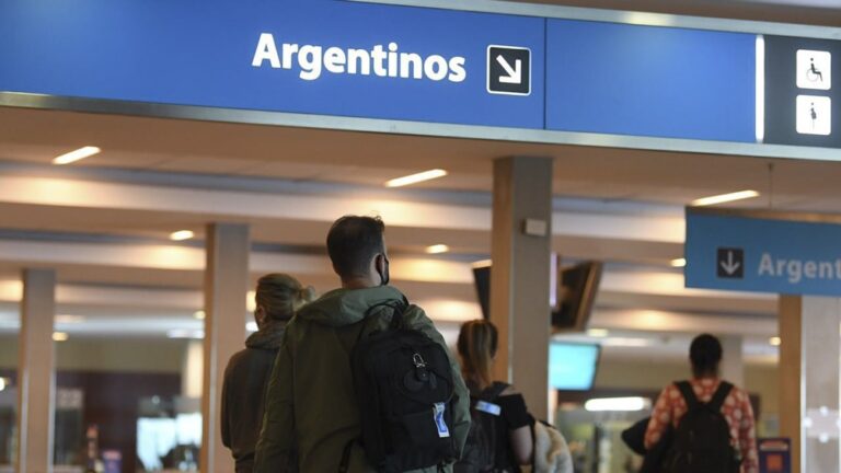 Cierra Aeroparque y los vuelos se trasladan a Ezeiza