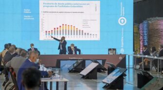 Presidente y Guzman informan sobre la deuda con el FMI