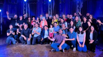 Homenaje a las Abuelas de Plaza de Mayo en la Provincia