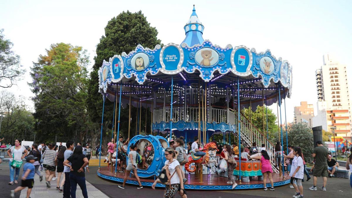 Lomas de Zamora: Cierra el carrousel de la plaza Grigera