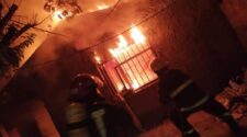 Dramático incendio de dos viviendas en Burzaco