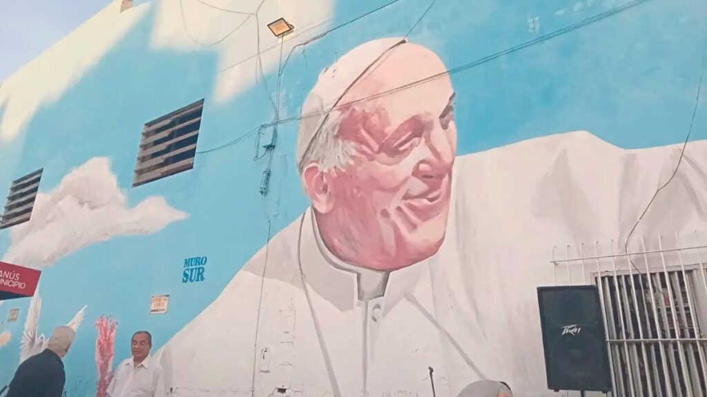 Un mural en homenaje al Papa en Lanús