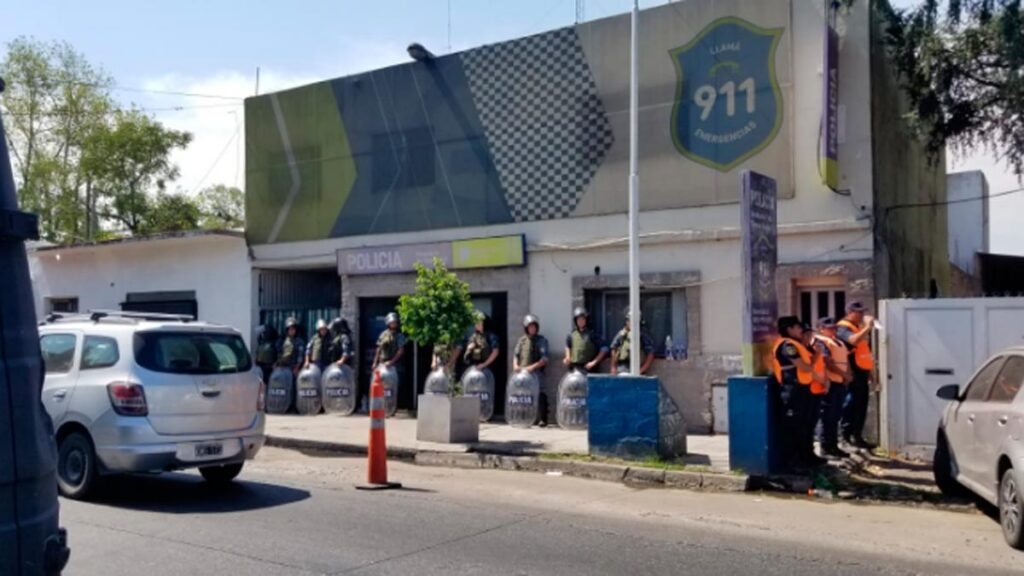 Lomas de Zamora: tensión en la comisaría de Parque Barón por un intento de fuga