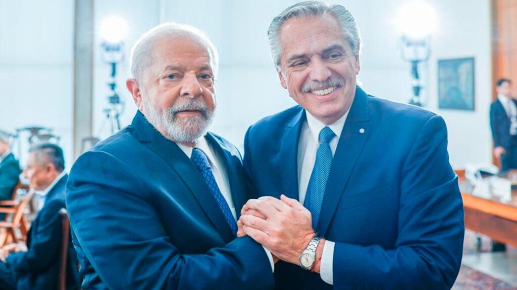 Alberto Fernández participa de la cumbre de la Unasur