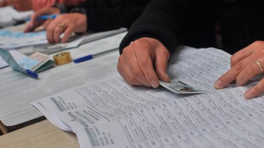 elecciones autoridades de mesa