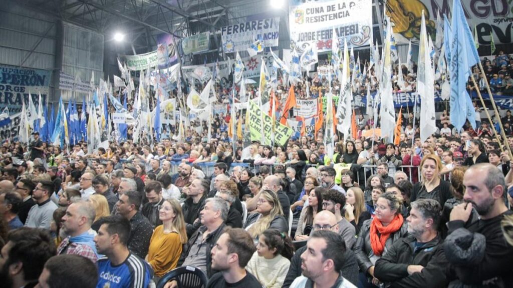 Avellaneda: Jorge Ferraresi lanzó la campaña 