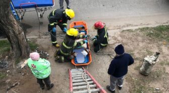 Rescate en altura en Malvinas Argentinas