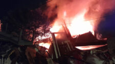 Voraz incendio en una casa de Lomas de Zamora