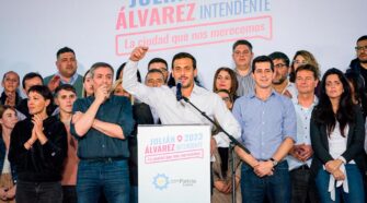 De Pedro y Máximo acompañaron el lanzamiento de campaña de Julián Álvarez en Lanús