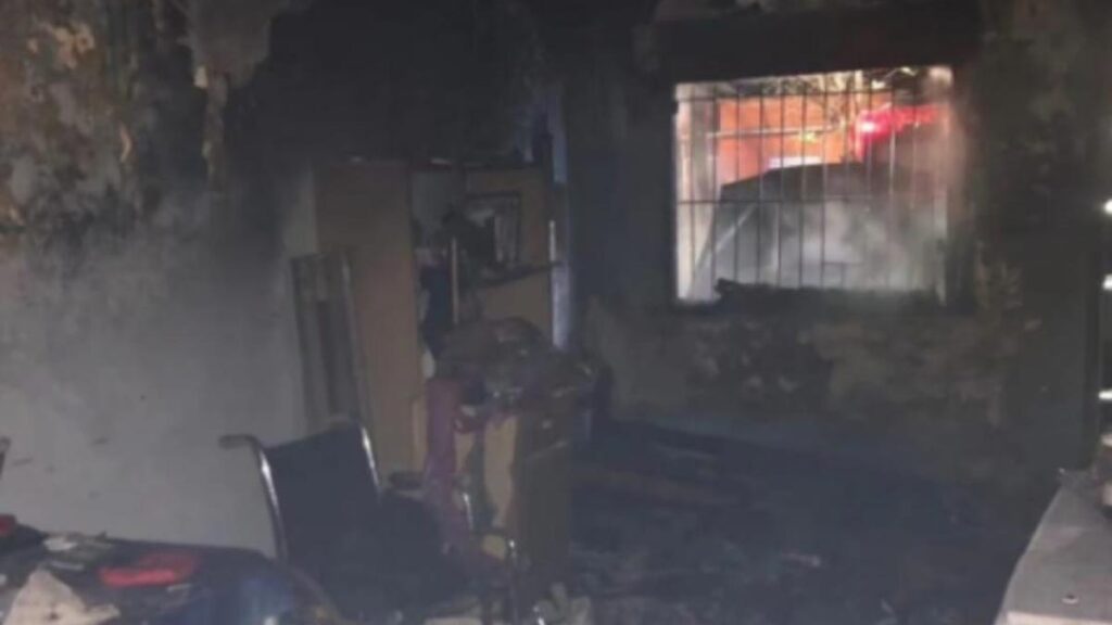 San José: se prendió fuego el auto y tomó parte de la vivienda