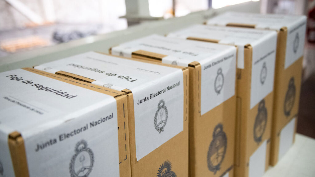 urnas elecciones paso