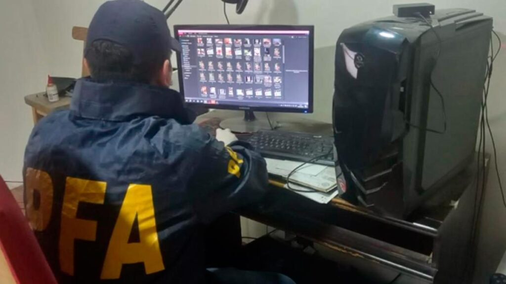 Cayó una red de pedofilia: Allanamientos en Spegazzini y Avellaneda