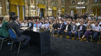 "Basta de ajuste a las provincias", el reclamo de intendentes