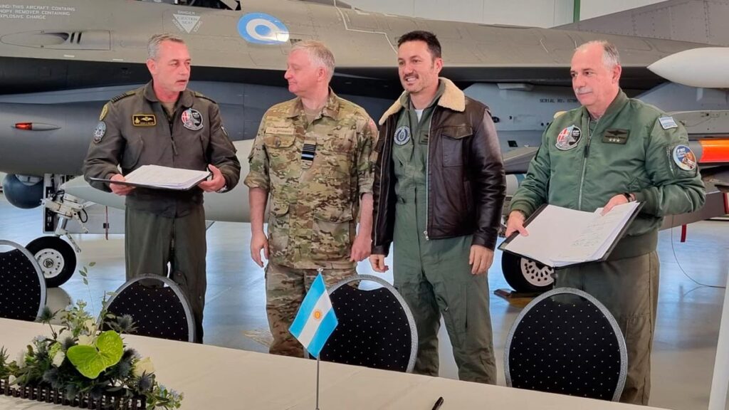 Argentina adquiere 24 aviones de combate F-16