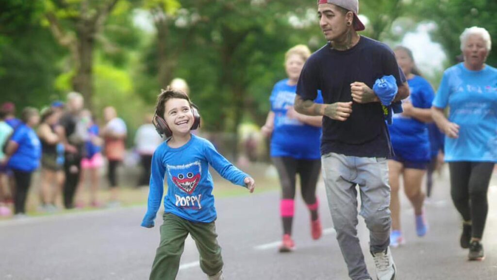 Más de 1.500 vecinos participaron de la jornada para concientizar sobre el autismo 