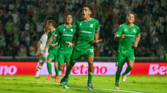 Banfield goleó a Newell´s