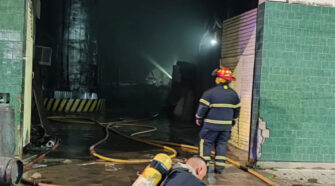 incendio en una fábrica de membranas de Lanús