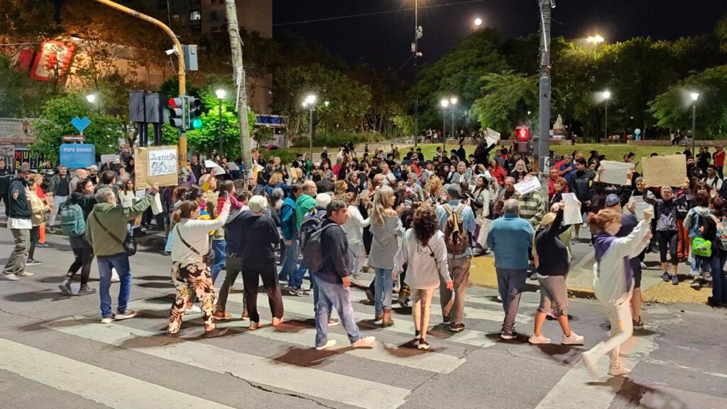 Protesta - Pablo Grillo - Remedios de Escalada