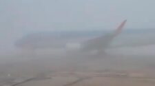 avión niebla