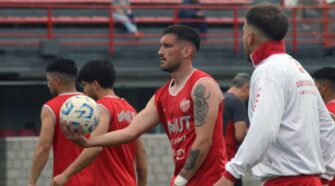 Plantel de Talleres licenciado
