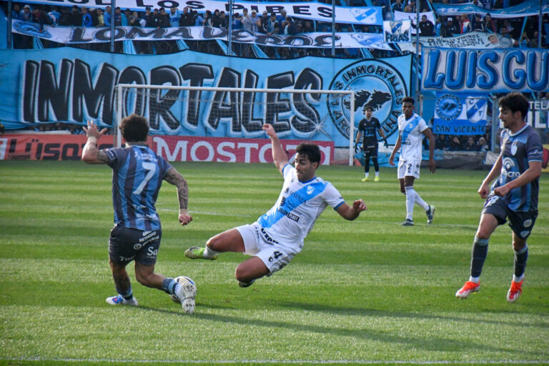 Temperley perdió con Gimnasia y Tiro y cortó la racha de 9 partidos sin perder