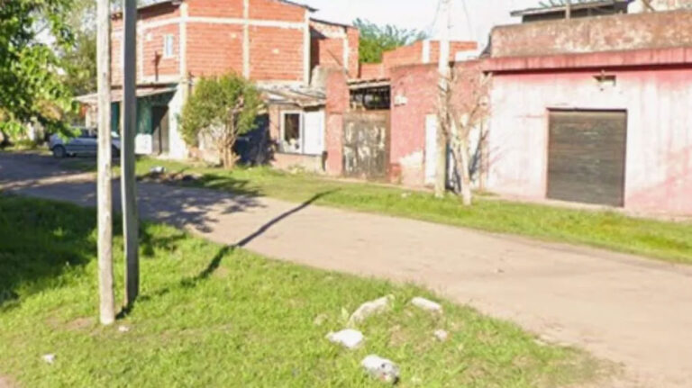 Almirante Brown: balearon una vivienda y asesinaron a una mujer