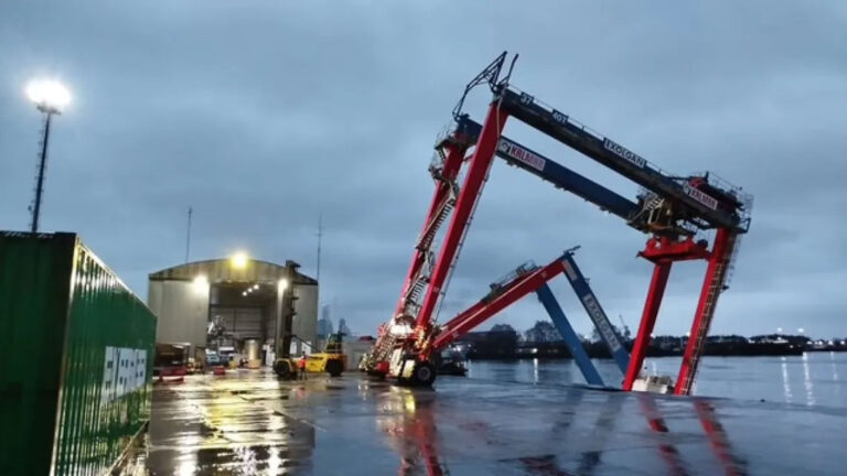 Avellaneda: se derrumbó parcialmente un sector del muelle de Exolgan en Dock Sud