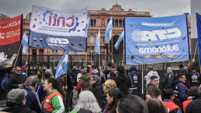 Centrales obreras y organizaciones sociales marchan el 7 de agosto
